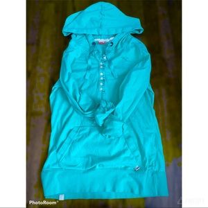 Puma Small lightweight seafoam green sweatshirt